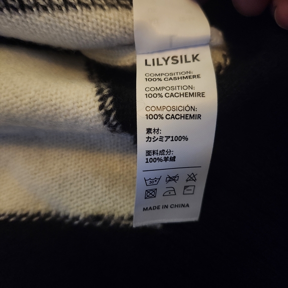 BRAND NEW in Gift Box With Tags Womens LilySilk  Round Neck Argyle Sweater Large - Picture 10 of 12